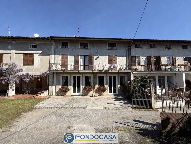 Foto Appartamento a Cazzago San Martino Bornato di 64 m² con 2 locali
