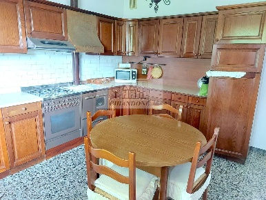 Foto Case semi ndipendenti a Palazzolo dello Stella Centro di 188 m²
