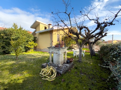 Foto Villa unifamiliare in Contrada Follani, Lanciano di 130 m² in affitto