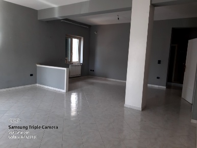 Foto Appartamento in AVERSA VIALE KENNEDY, Aversa di 140 m² con 3 locali
