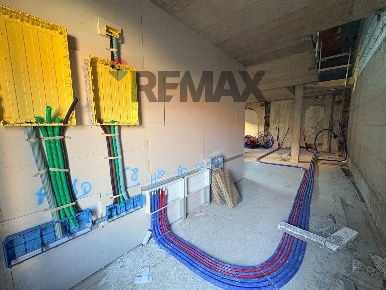 Foto Appartamento in VIA GAMBINI, Trieste di 102 m² con 3 locali in vendita