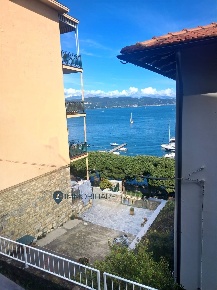 Foto Appartamento in via delle ville 20, Portovenere Centro di 90 m²