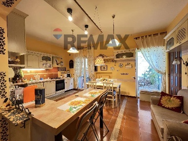 Foto Villa unifamiliare in Via Giuseppe Fanelli 228, Bari Carbonara di Bari