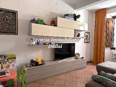Foto Appartamento in Via Roma, Scarperia e San Piero Scarperia di 90 m²