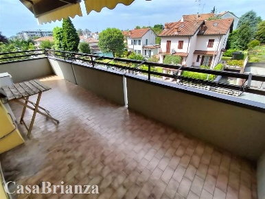 Foto Appartamento a Biassono Centro di 50 m² con 2 locali in affitto
