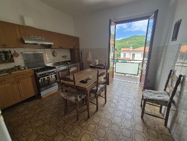 Foto Appartamento a Reggello di 115 m² con 5 locali in vendita