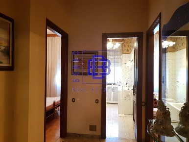 Foto Appartamento in Via Napo Torriani, Milano Centrale di 88 m² in vendita