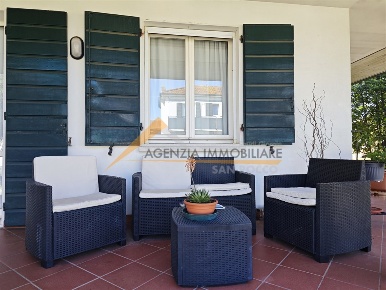 Foto Villa unifamiliare a Ravenna di 270 m² in vendita
