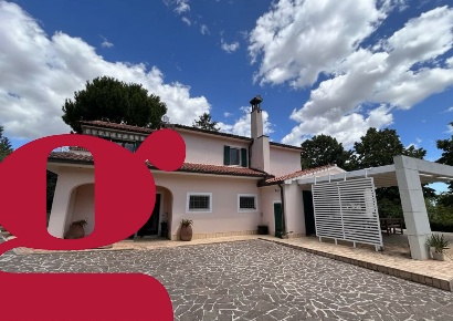 Foto Villa unifamiliare in Via luigi fabbri 1, Recanati Centro di 338 m²