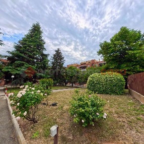 Foto Appartamento in Largo Borgo Pace 10, Roma Fidene di 90 m² con 3 locali