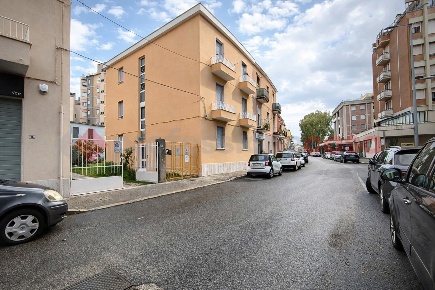 Foto Appartamento in Via Oslavia 14, Latina Centro di 98 m² con 3 locali