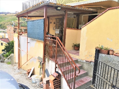 Foto Casa indipendente in Via spadafora 59, Messina Quartiere Lombardo