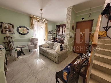 Foto Villa bifamiliare in Via ferla 1, Siracusa Santa Panagia - Teracati