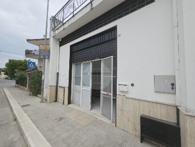 Foto Laboratorio in Via Muscatiello, Palo del Colle di 110 m² con 1 locali