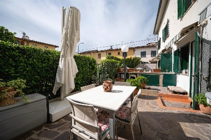 Foto Appartamento in via del Vecchio Ponte 3, Signa San Mauro di 62 m²