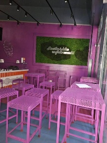 Foto Attività commerciale a Magenta Centro di 72 m² con 3 locali in vendita