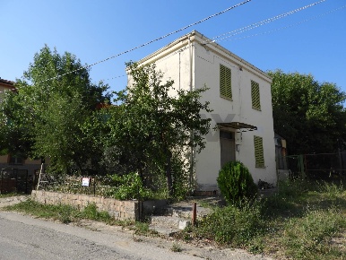 Foto Casa indipendente in Contrada Rizzacorno 4, Lanciano Rizzacorno