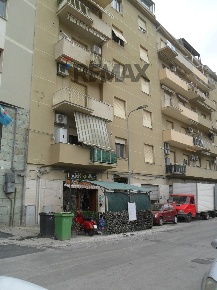 Foto Appartamento in Via N. Colajanni 104, Caltanissetta Centro di 130 m²