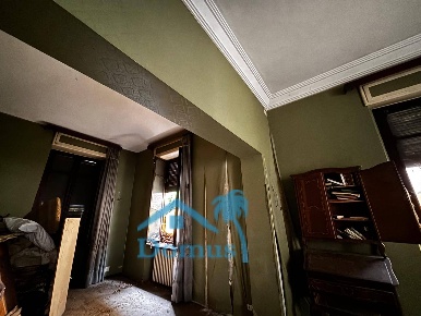 Foto Villa unifamiliare in Piazza Barbieri 31, Pinerolo Centro di 400 m²