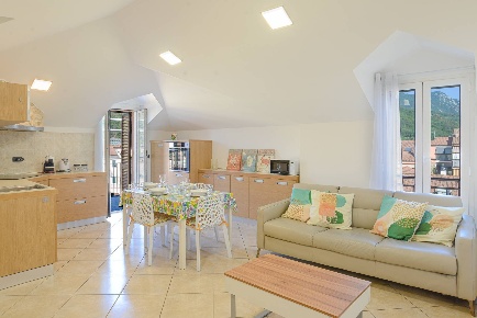Foto Appartamento in Via Accame 14, Tovo San Giacomo Centro di 76 m²