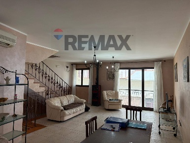 Foto Casa indipendente in del fante 159, Priolo Gargallo di 141 m²
