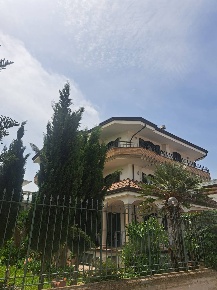 Foto Appartamento a Mariglianella di 120 m² con 4 locali in vendita