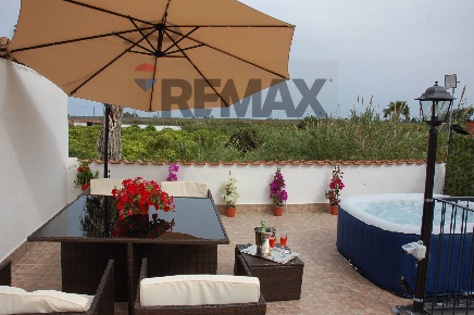 Foto Casa indipendente in Via Siculo Orientale 528, Mascali di 134 m²