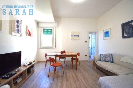 Foto Appartamento in Via Regia 200, Viareggio Centro di 60 m² con 4 locali