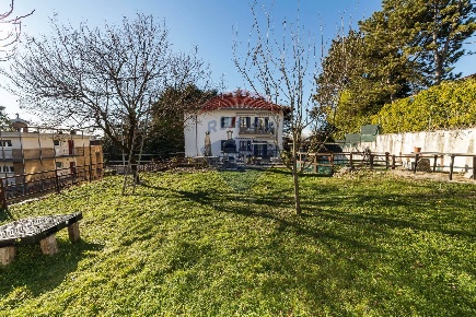 Foto Attico in via santo sudario 14, Besana in Brianza Centro di 157 m²