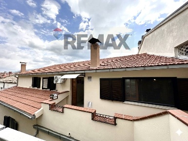 Foto Appartamento in Via Roma 6, Villa Santa Maria di 130 m² con 7 locali