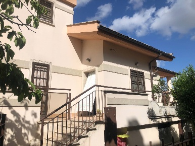 Foto Villa a schiera in Via Carlo Frati, Roma Ottavia di 108 m² in vendita