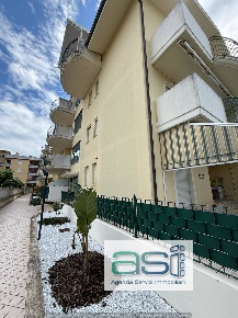 Foto Appartamento in VIA DELFICO, Martinsicuro di 46 m² con 2 locali
