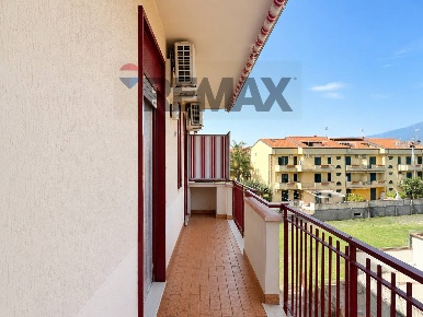 Foto Appartamento in Via Spiaggia 25/A, Mascali Centro di 54 m² in vendita