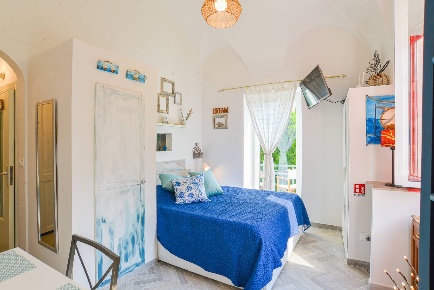 Foto Appartamento in Via Calice 10, Finale Ligure Centro di 30 m²