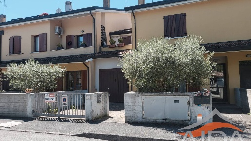 Foto Appartamento in VIA MADRID 13, Argenta Centro di 75 m² con 3 locali