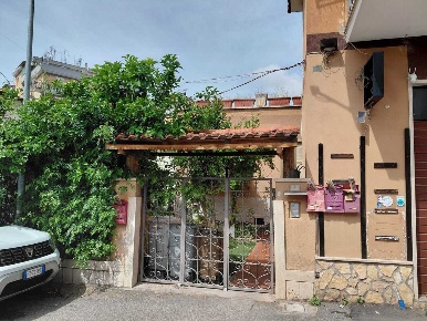 Foto Appartamento in Via Luciano Manara, Guidonia Montecelio Villanova
