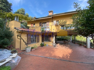 Foto Appartamento in VIA GARAMPA  581, Cesena Centro Urbano di 158 m²