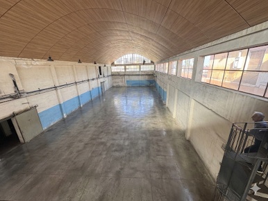 Foto Capannone industriale in Via Pezzagni 1, Aci Sant'Antonio di 1200 m²