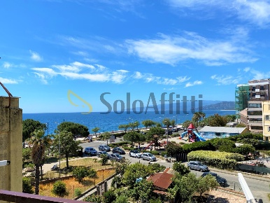 Foto Appartamento a Catanzaro Catanzaro Lido di 90 m² con 3 locali