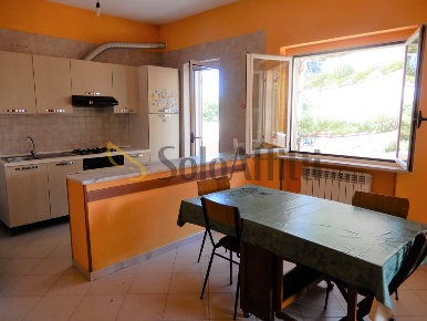 Foto Appartamento a Catanzaro Catanzaro Lido di 120 m² con 4 locali