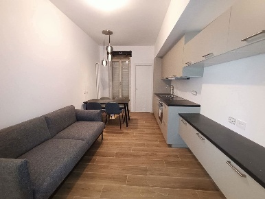 Foto Appartamento in Via Giacosa 50, Milano Rovereto di 105 m² con 4 locali