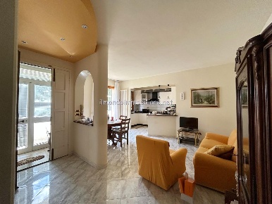 Foto Appartamento a Rosignano Marittimo Vada di 90 m² con 4 locali