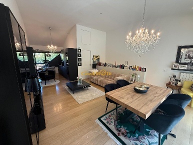 Foto Appartamento a Livorno Calzabigi di 120 m² con 5 locali in vendita