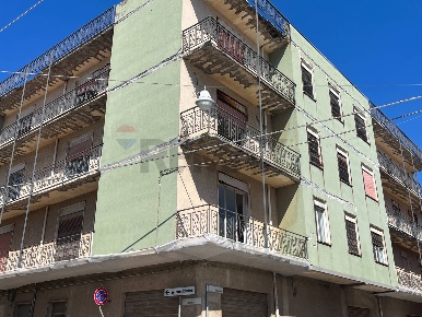 Foto Appartamento a Priolo Gargallo di 1576 m² con 20 locali in vendita