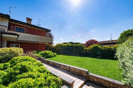 Foto Casa indipendente in Via Alghisi 1, Rovato Sant'andrea di 250 m²