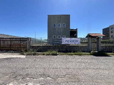 Foto Capannone industriale in contrada difesa 16, Catanzaro di 2100 m²