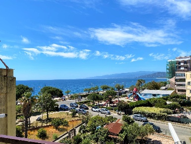 Foto Appartamento in Via Lungomare Stefano Pugliese 295, Catanzaro di 90 m²