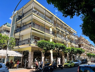 Foto Appartamento in Viale Kennedy 63, Diano Marina Centro di 101 m²