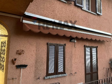 Foto Appartamento in via vittorio emanuele 15, Caprino Bergamasco Caprino