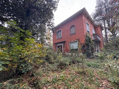 Foto Villa unifamiliare a Borgomasino di 497 m² con 9 locali in vendita